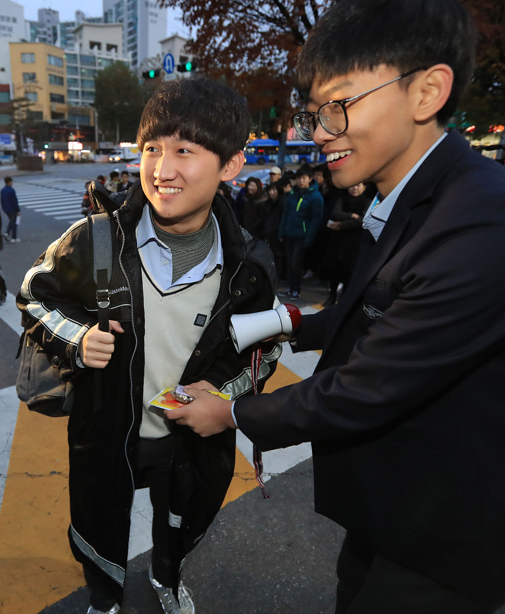 欧篮联官宣日走向成谜，马卡比特拉维夫迎来里程碑，值得警惕，资深球员宣示担当的简单介绍