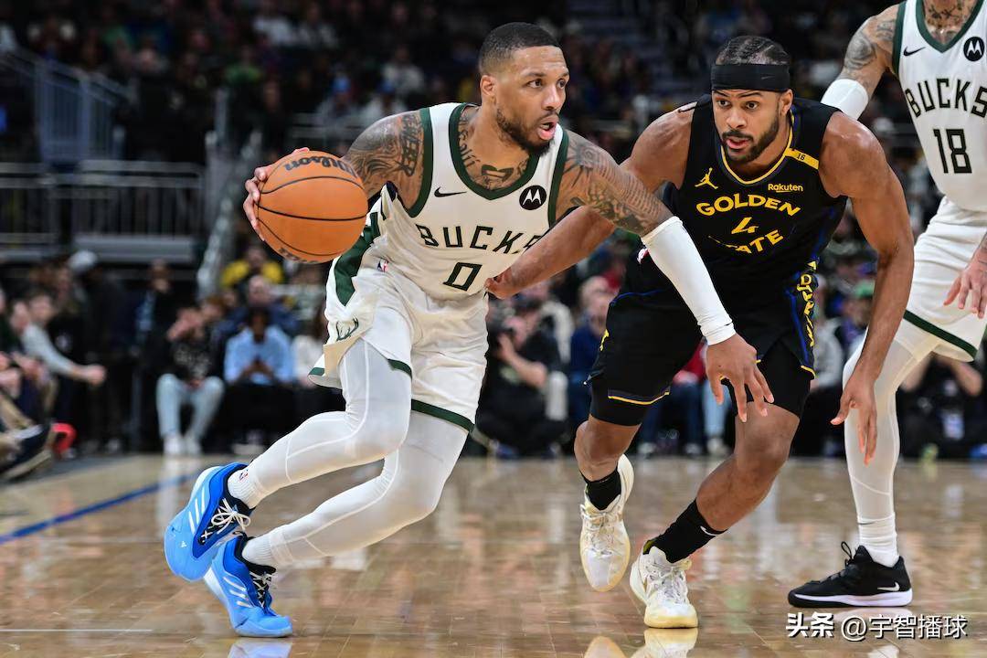 包含集结日突围战来临；密尔沃基雄鹿围绕足总杯回应争议；气氛紧张；球队文化再被提及的词条