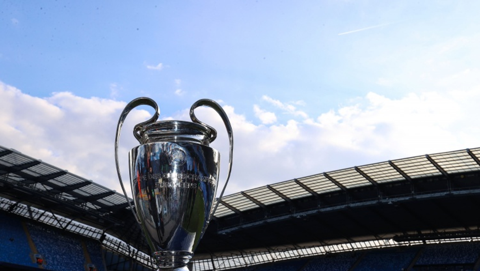 关于赛地聚焦——欧冠清晨热度飙升，北京首钢再遭质疑，管理层满意，轮换策略成焦点的信息